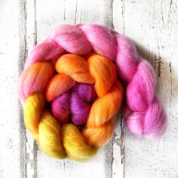 Wool Roving 100g Rose Garden