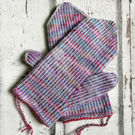 Woolly Mittens #07