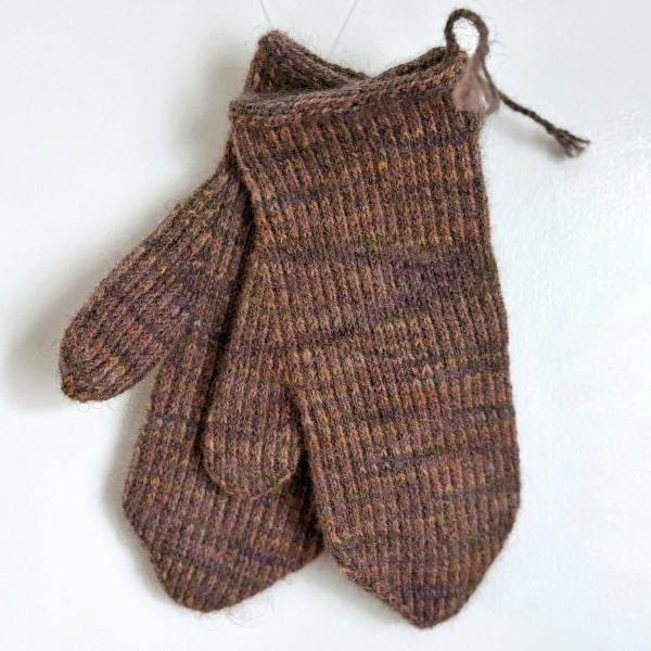 Woolly Mittens #09